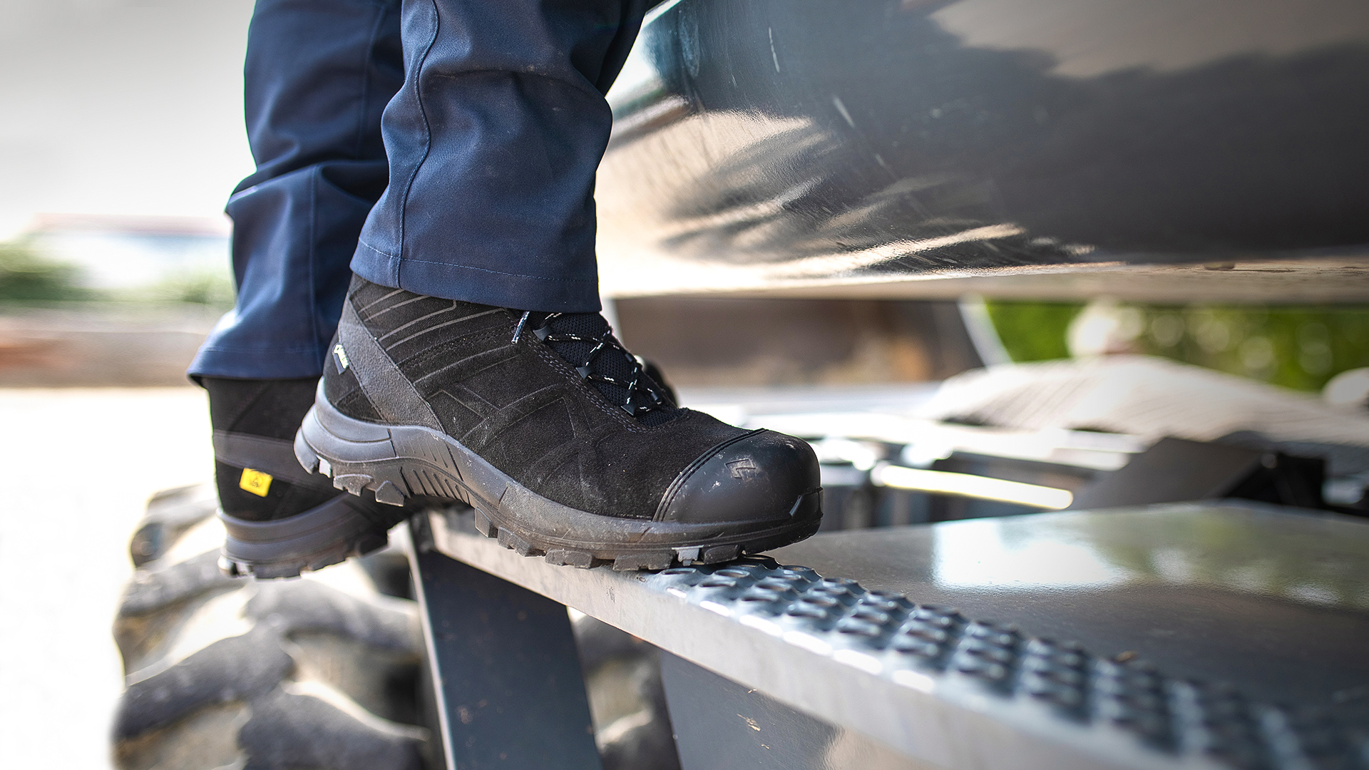 610022_black_eagle_safety_53_mid