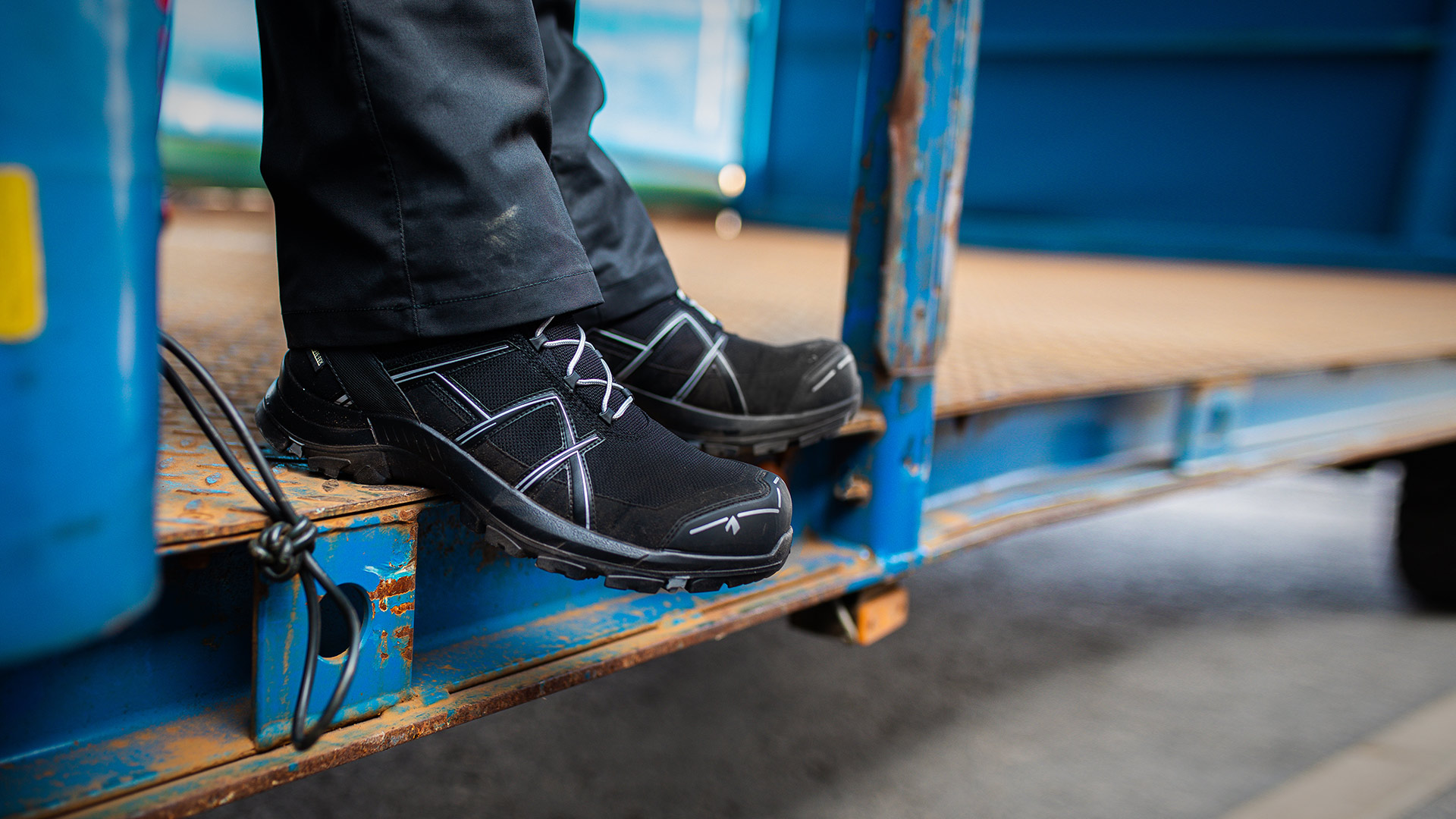 610019_black_eagle_safety_40-1_mid_black_silver