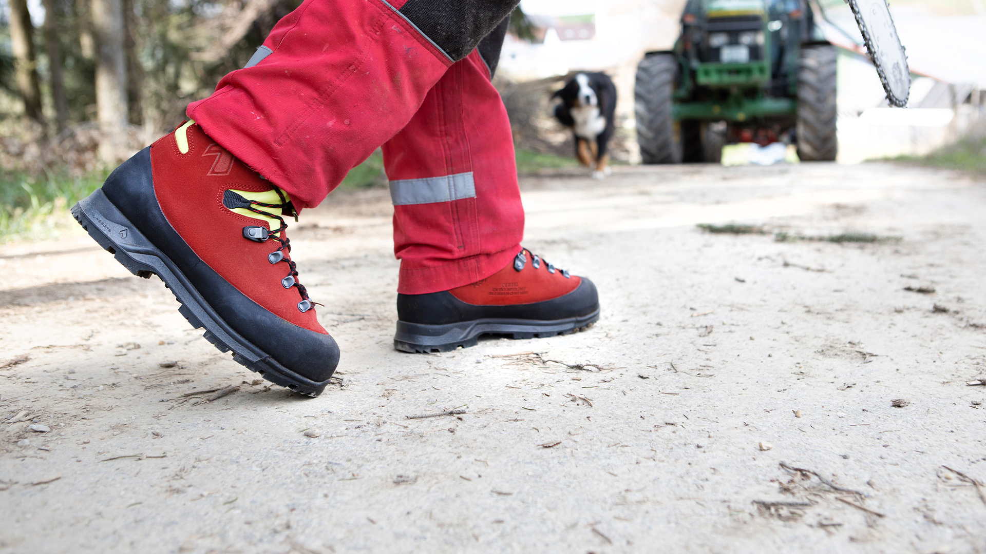 HAIX Protector Forest 2.1 GTX red-yellow, Des chaussures de confiance dans  la forêt : la Protector Forest 2.1 GTX orange.